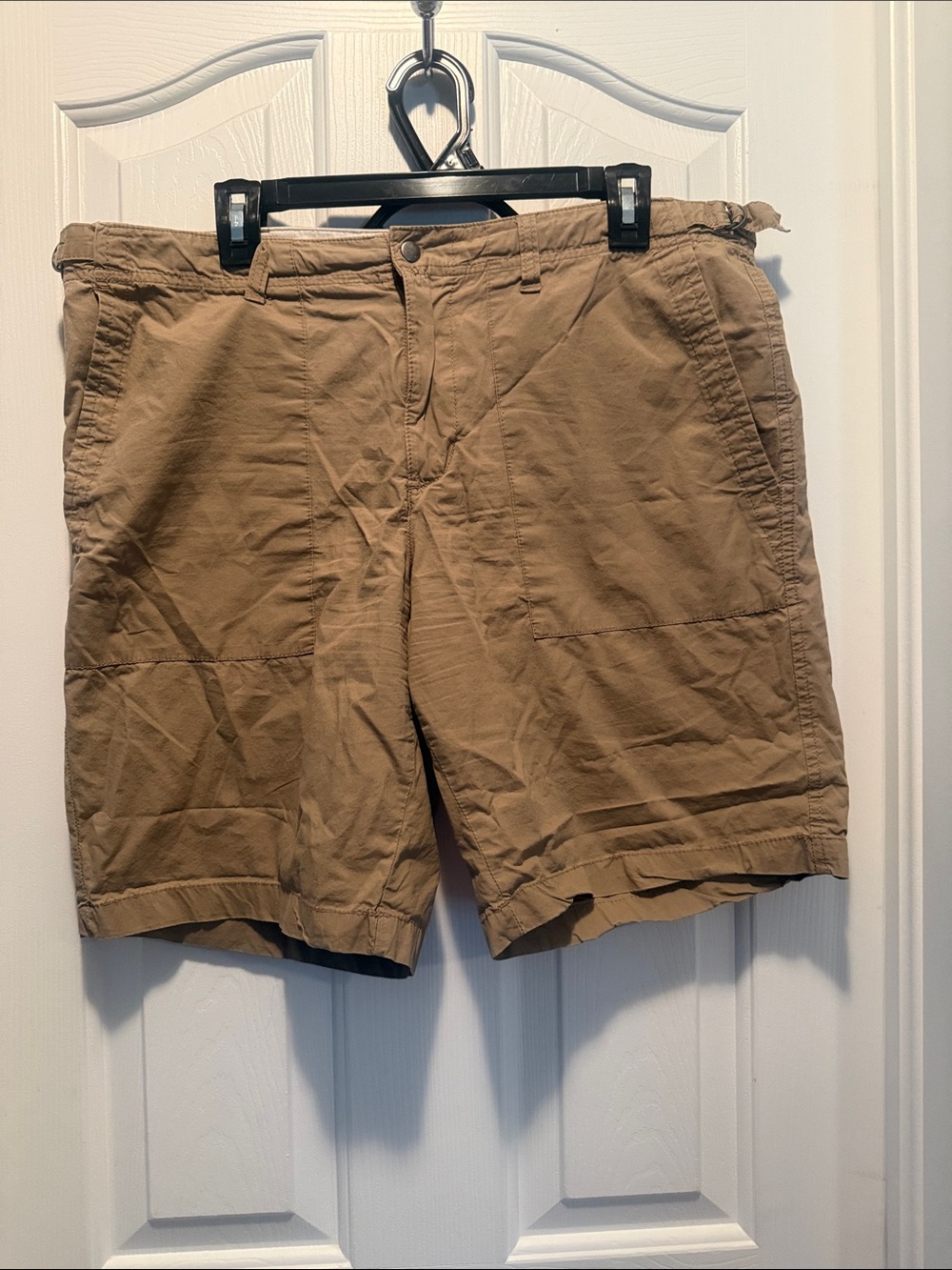 Joe Fresh Men's Cargo Shorts in Tan